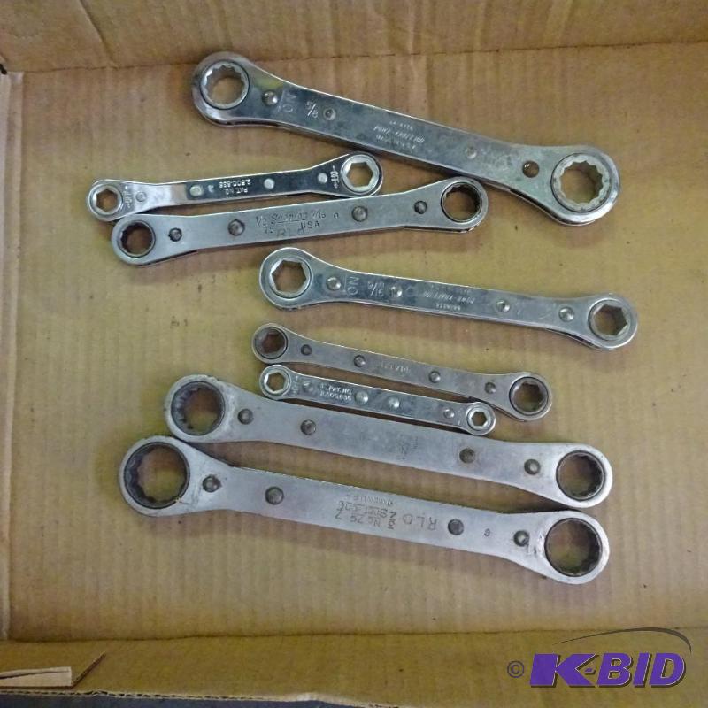lot 337 image: Snap On Racheting Wrenches...