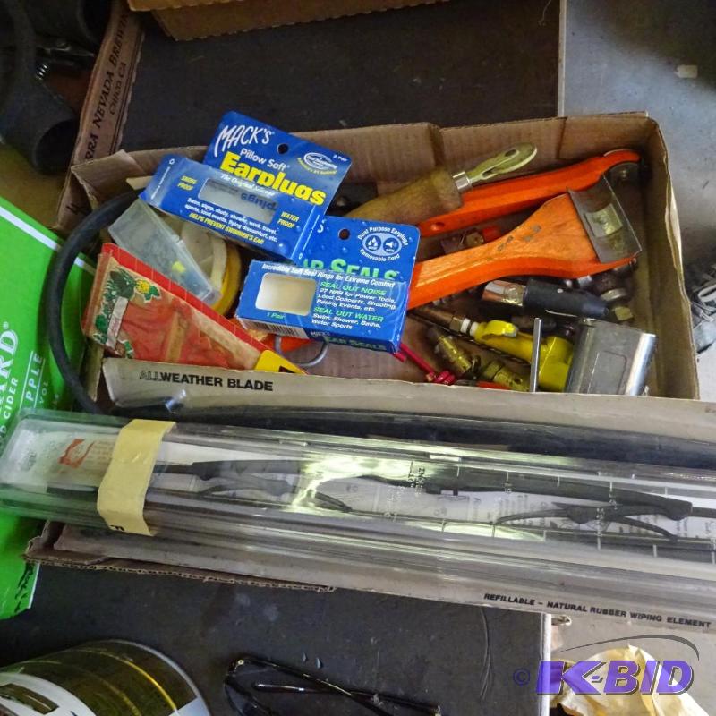 lot 352 image: Wiper Blades Air Nozzle Paint Scrapers...