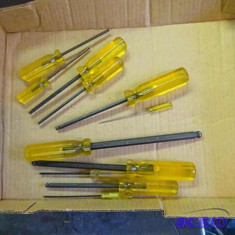 lot 364 image: Ball Socket Allen Drivers...