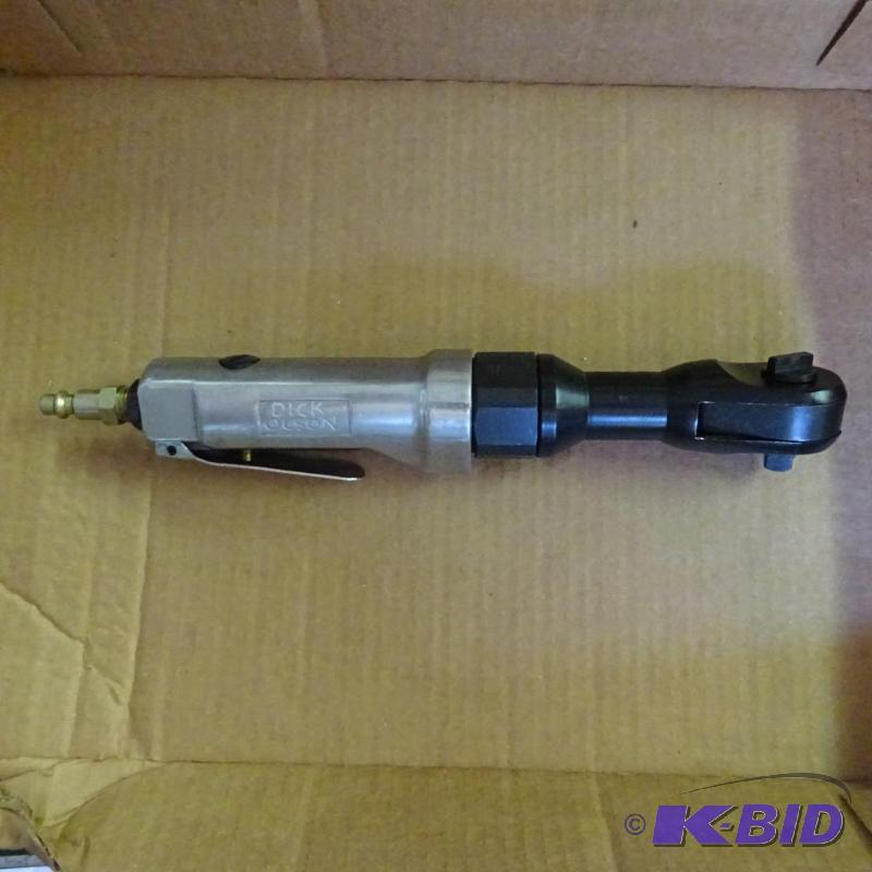 lot 376 image: 38 Drive Air Ratchet...
