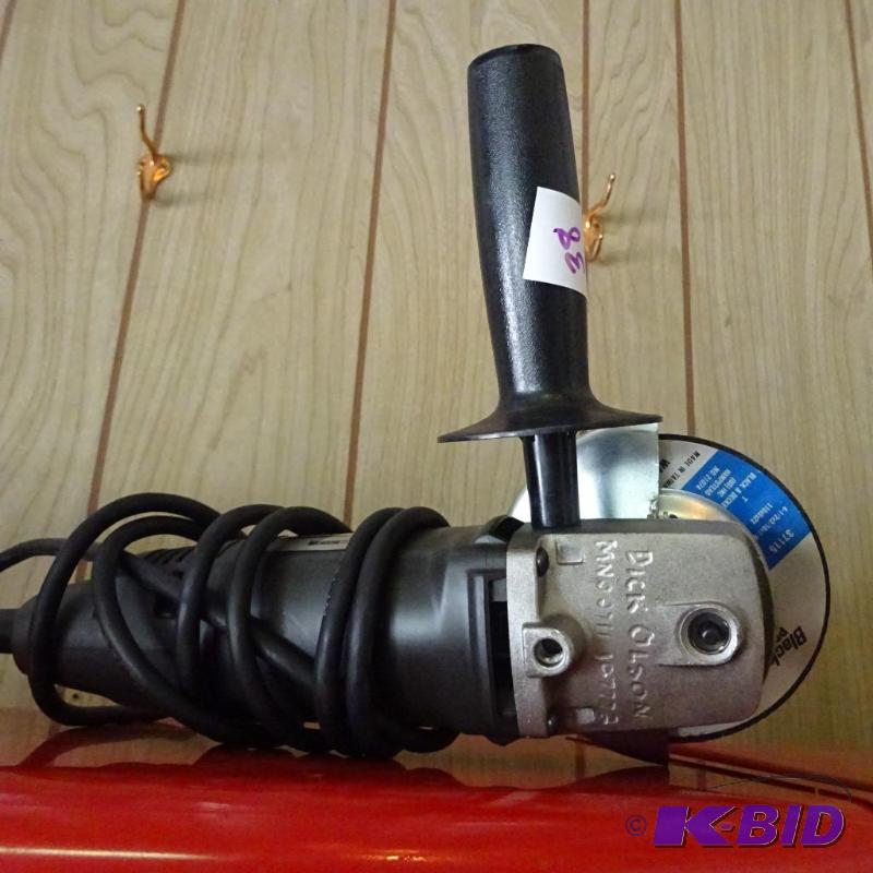 lot 38 image: Black and Decker Pro 4 12 angle grinder...