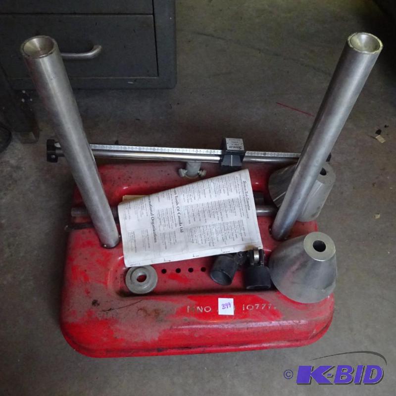 lot 399 image: Snap On Wheel Balancing Service Kit...