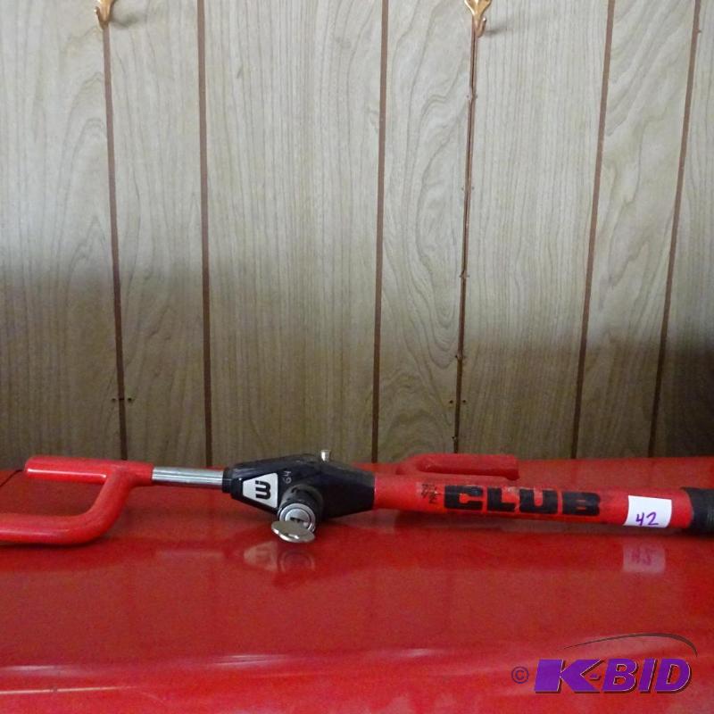 lot 42 image: The club with key...