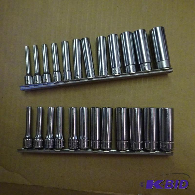 lot 435 image: 2- 14 Drive Snap On Deep Socket Set...