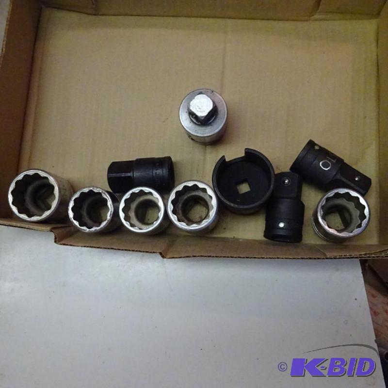 lot 441 image: Snap On Sockets and Adapters 34 Drive...