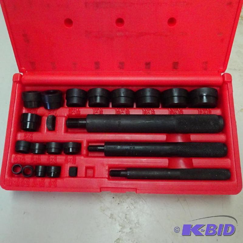 lot 462 image: Snap On Bushing Driver Set...