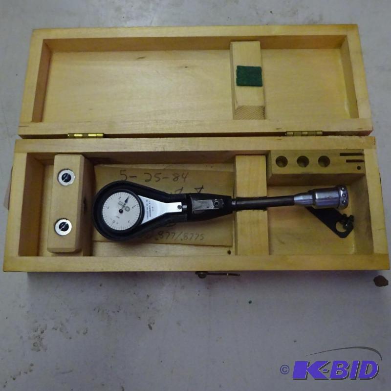lot 489 image: Bore Gauge...