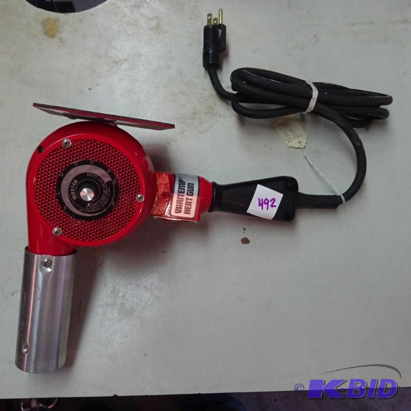 lot 492 image: Master Heat Gun...
