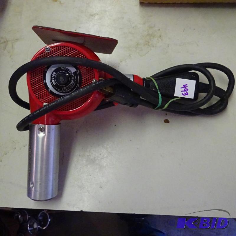 lot 493 image: Master Heat Gun...