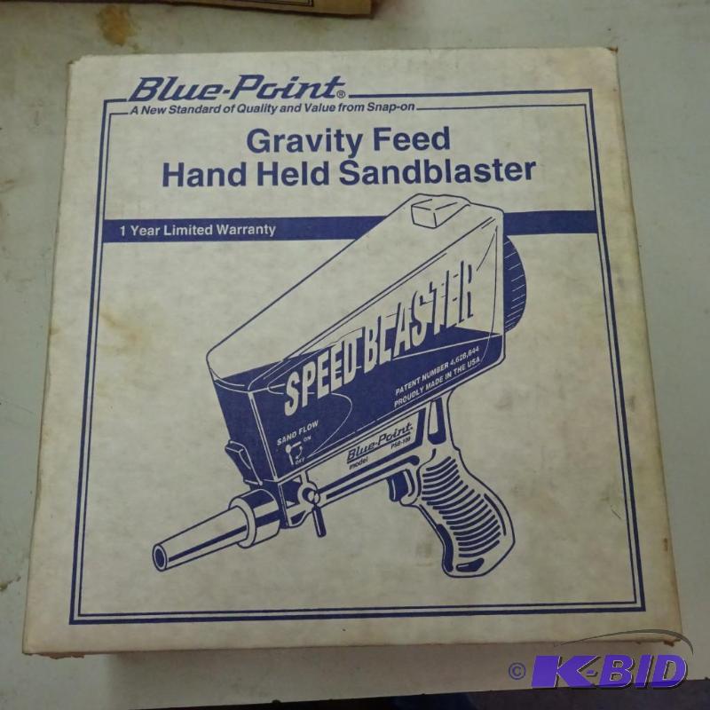 lot 497 image: Blue Point Gravity Feed Hand Held Sandblaster...