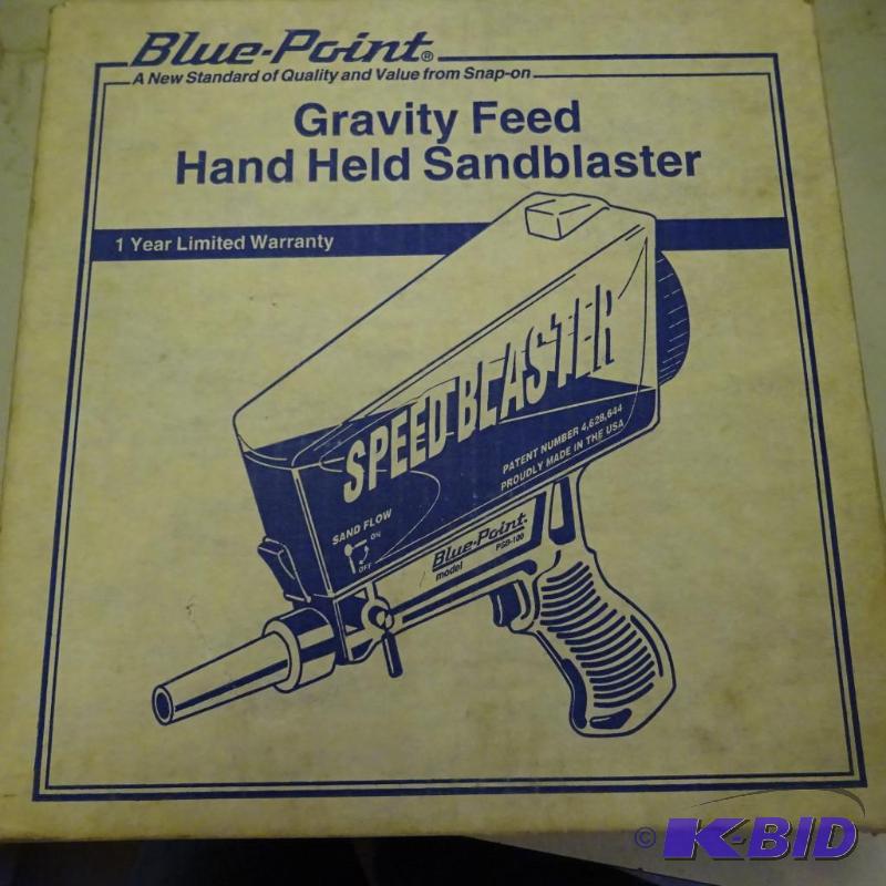 lot 498 image: Blue Point Gravity Feed Used with Extra Nozzl...