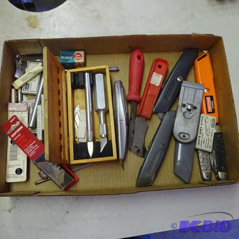 lot 499 image: Misc. Utility Knives...