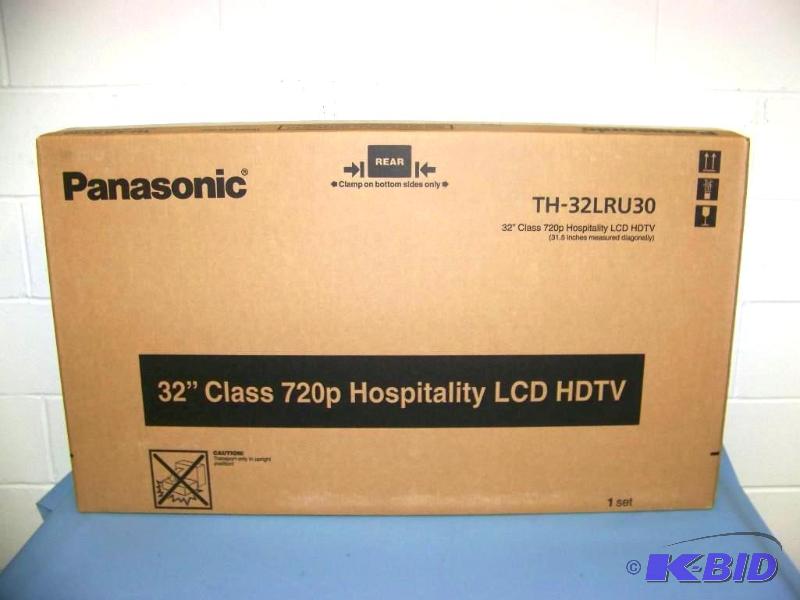 lot 2 image: Panasonic, 32, LCD HDTV - BRAND NEW