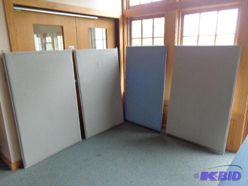 lot 29 image: Office Dividers Carpeted Dividers 37" Wi...