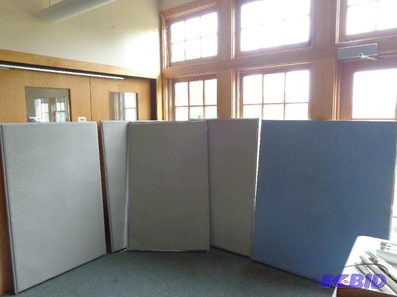 lot 30 image: Office Dividers Carpeted Dividers 37" Wi...