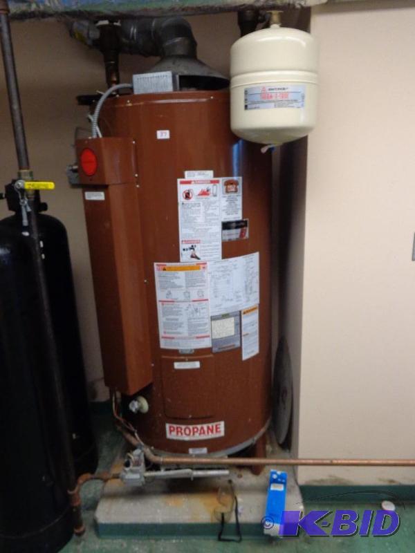 lot 37 image: A.O. Smith Commercial Hot Water Heater Propan...