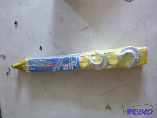 lot 108 image: Reese 20" Tow Straps with Hooks 10,000 l...