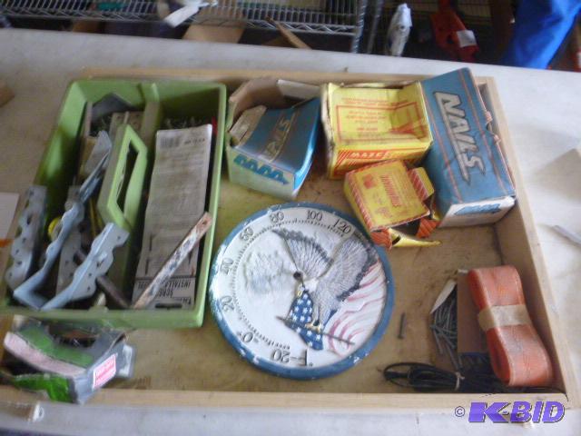 lot 112 image: Miscellaneous Garage Items...