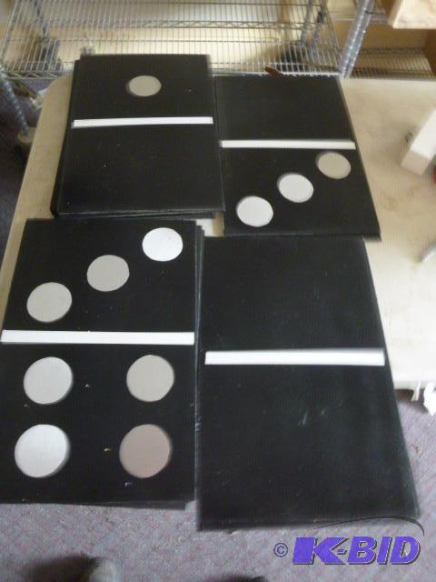 lot 148 image: Yard Dominos ...