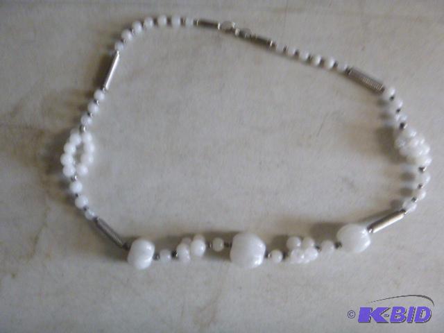 lot 24 image: Hematite&nbspNecklace...