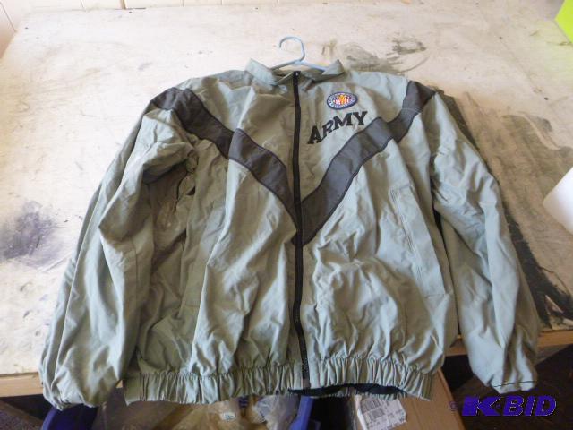 lot 267 image: Skilcraft Jacket Size Medium Long...