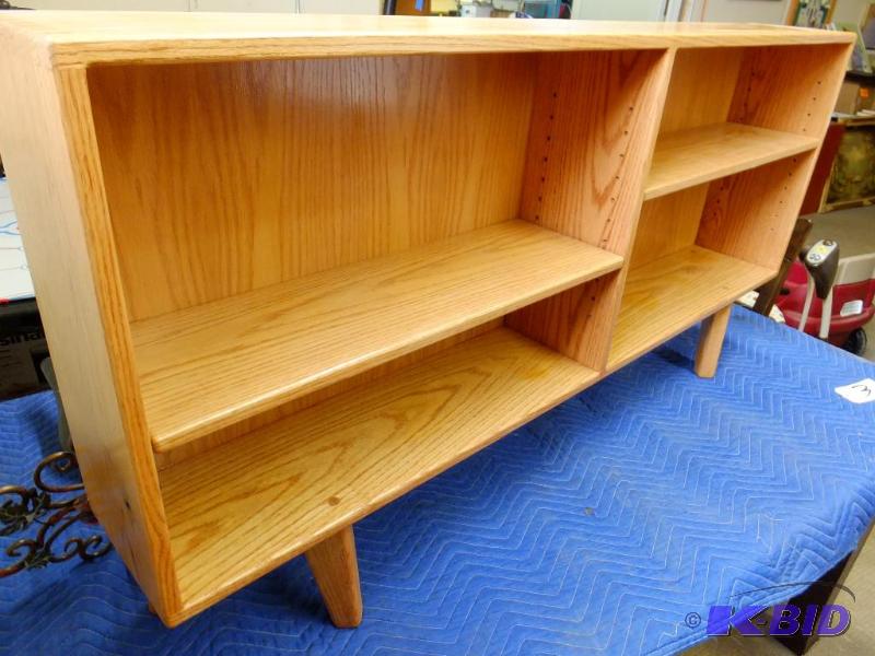 Standing Shelf Unit