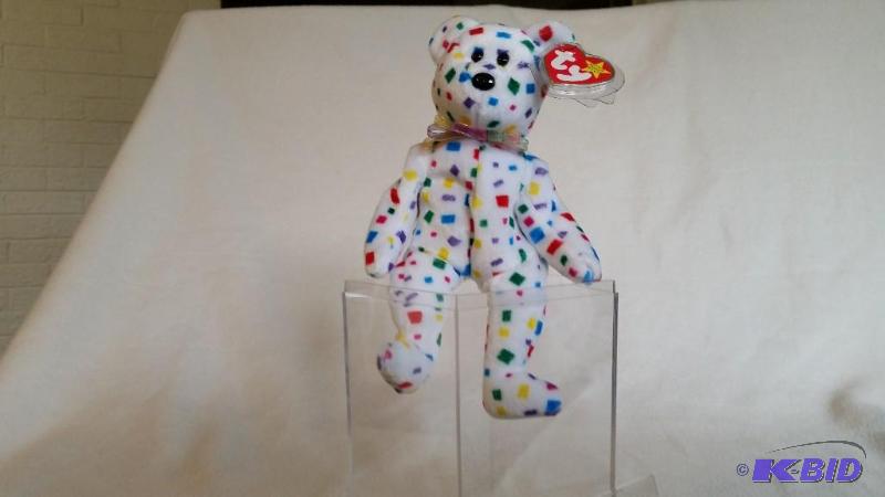 lot 7 image: 2000 Ty 2K