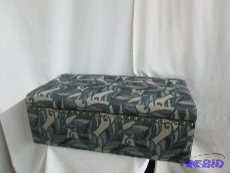 lot 25 image: McLeland Design Fabric Bench w Storage - Slate