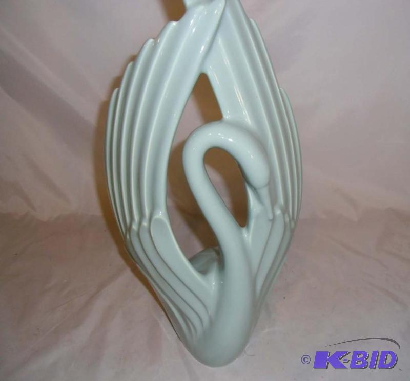 lot 20013 image: Vintage Royal Haeger Swan 20 tall  Sea Foam Green