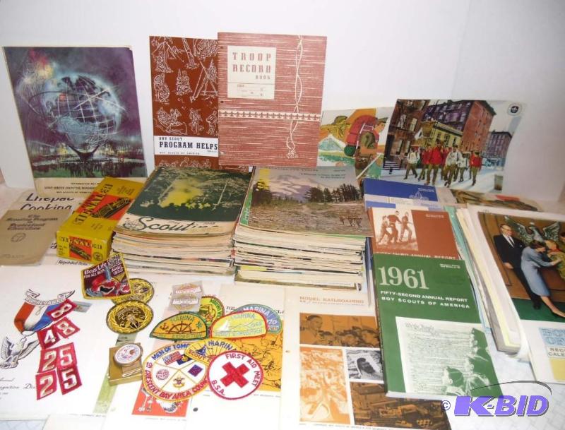 lot 20014 image: Lot Boy Scout 1949 - 1970 Scouting Magazine Patches Eagle Scout-o-Rama Worlds Fair Fleron Signaler