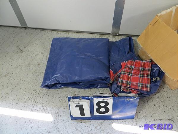 lot 18 image: Queen Size Air Mattress. ...