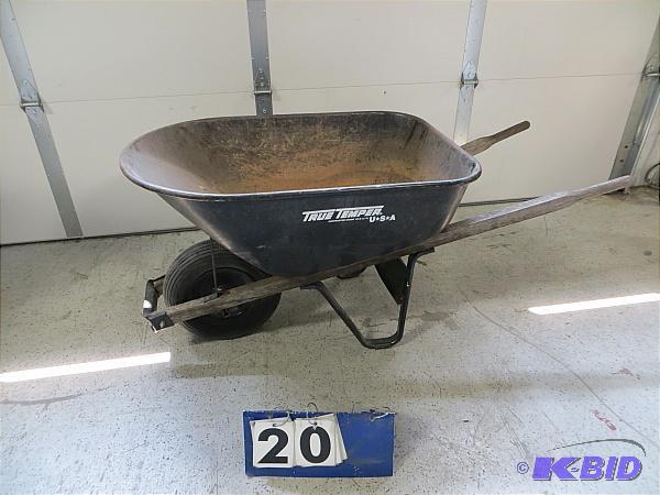 lot 20 image: True Temper Wheel Barrow. ...