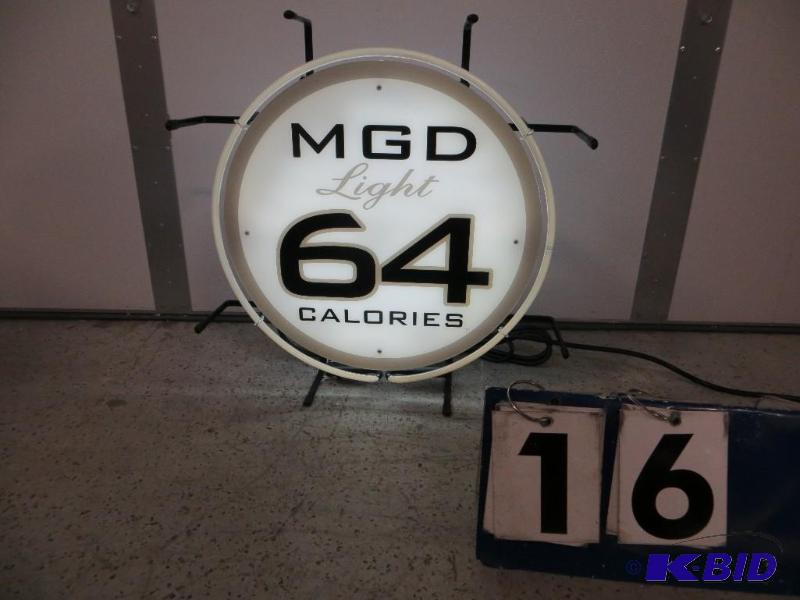 lot 16 image: MGD Light 64 Calories Neon. Works. 20&quotW ...