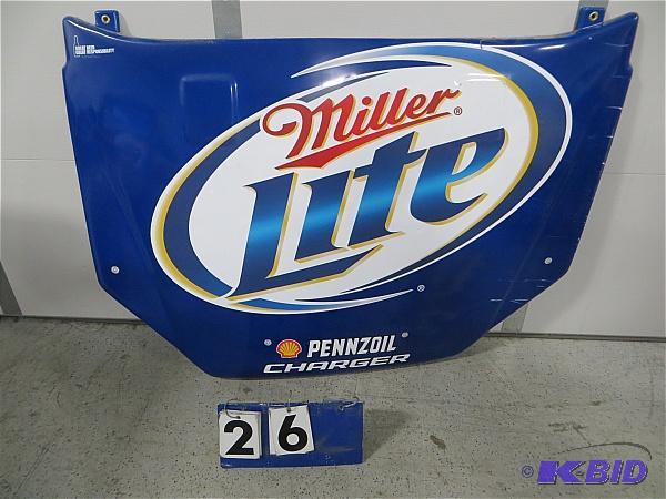 lot 26 image: Miller Lite&nbspPennzoil Charger.Plastic Hoo...