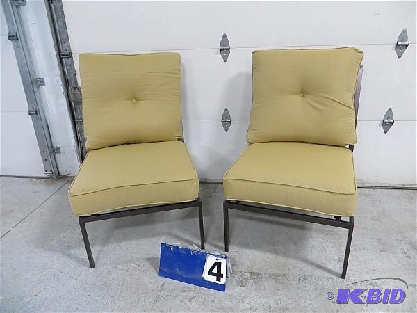 lot 4 image: Rioja&nbspCollection Armless Sectional Unit-...