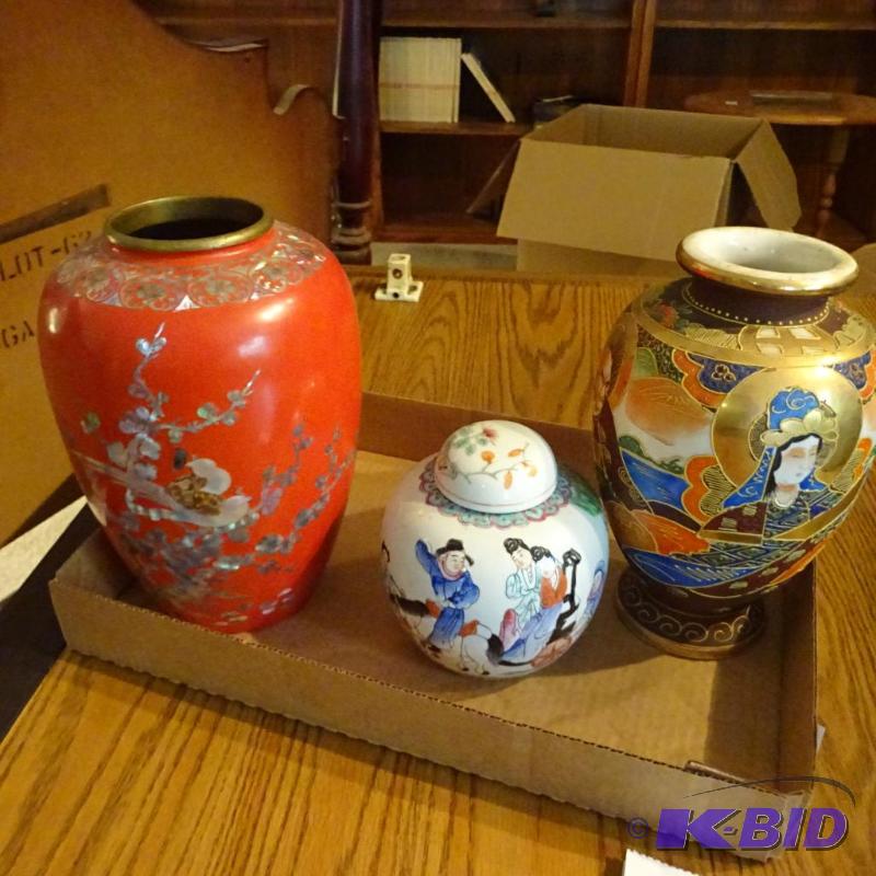 lot 129 image: 2 vases and 1 urn...