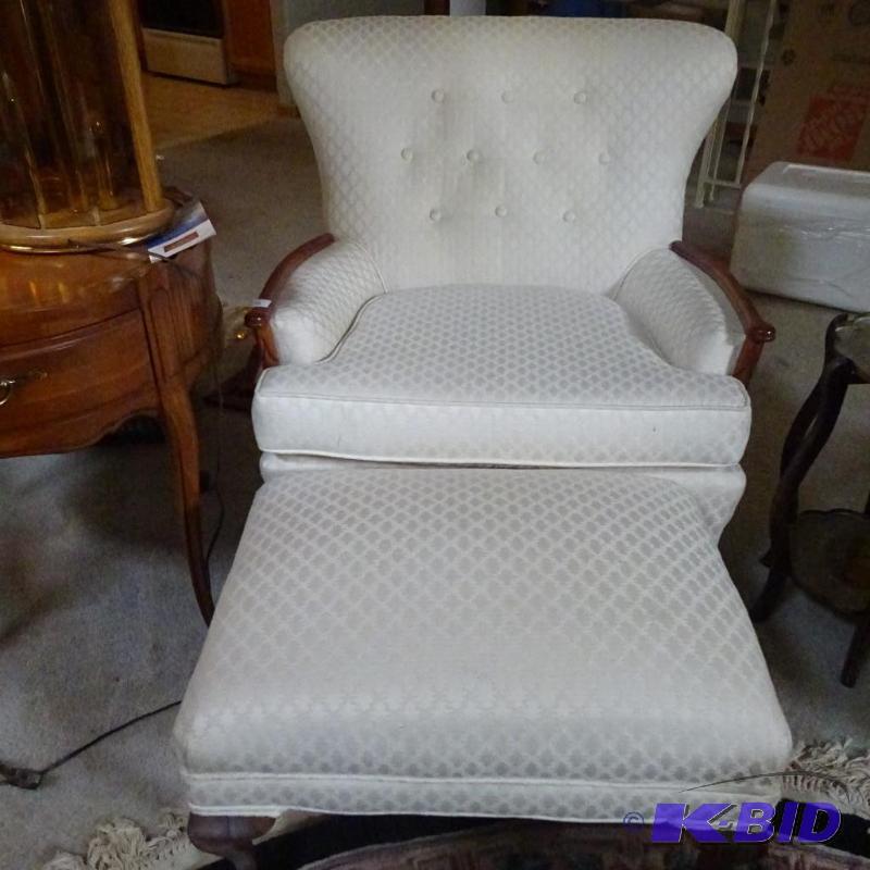 lot 41 image: Vintage wood framed chair with matching foot ...