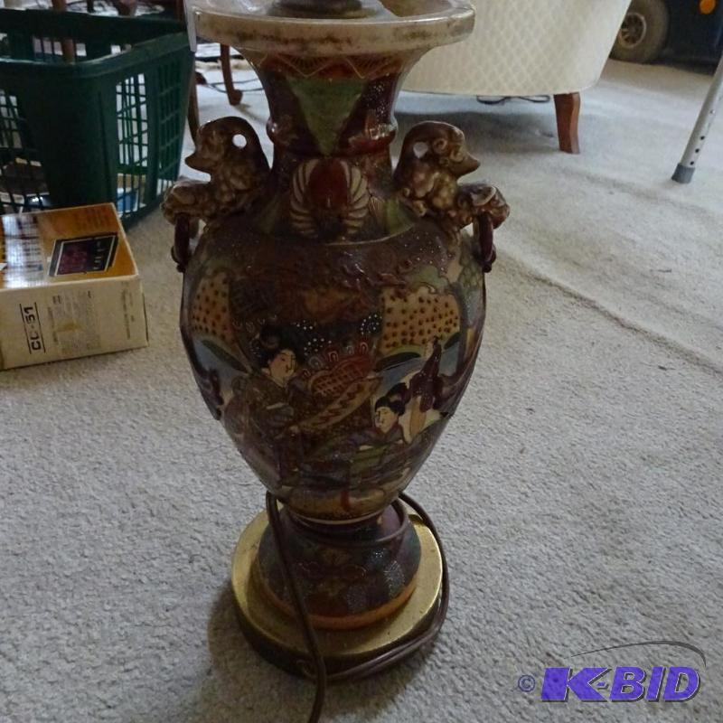lot 52 image: Asian theme porcelain lamp...