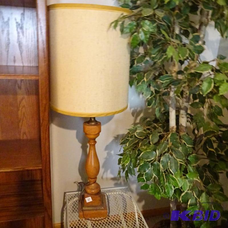 lot 70 image: Tall wood table lamp....