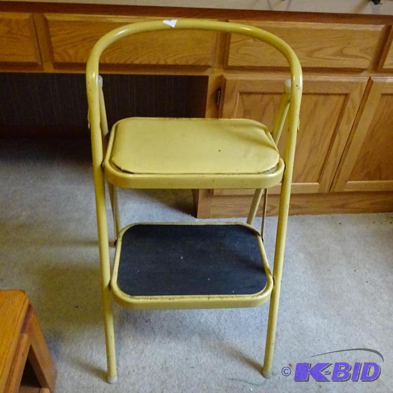 lot 92 image: 2 folding step stool...