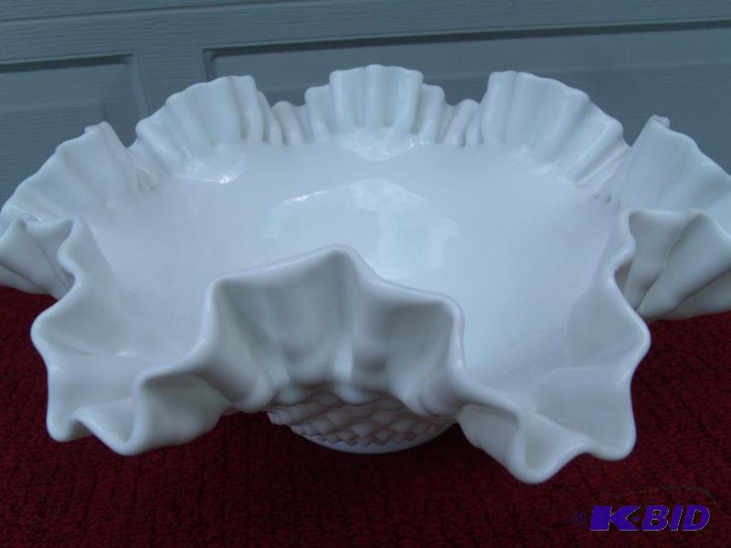 Fenton Milkglass Bowl