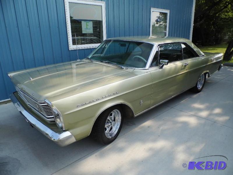 1965 Ford Galaxie 500 XL