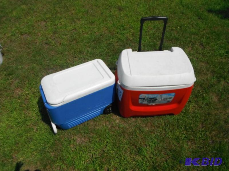 lot 124 image: Lot of (2) coolers with handles and wheels (1...