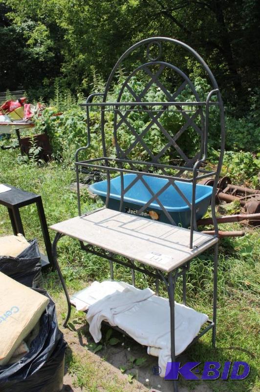 lot 141 image: Metal stand with table 40&quotx20&quotx77 1...