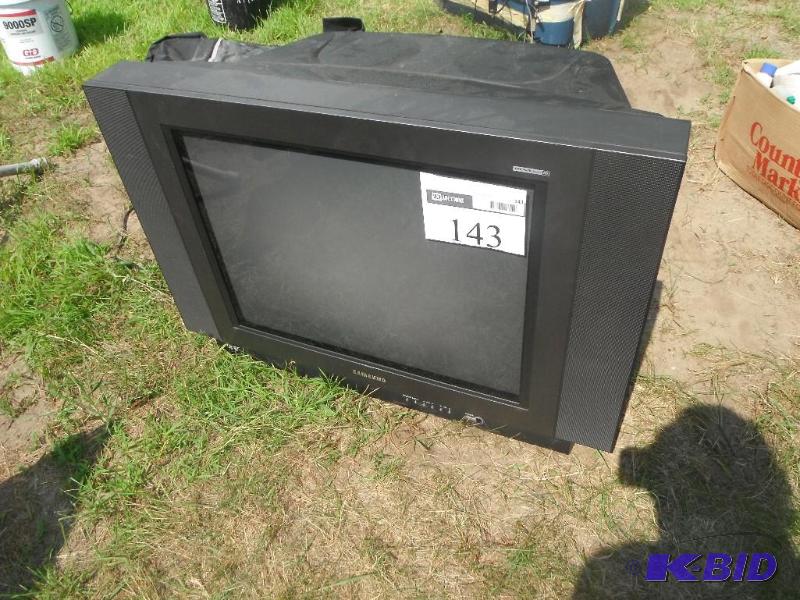 lot 143 image: Samsung brand Dyna Flat HD tv...