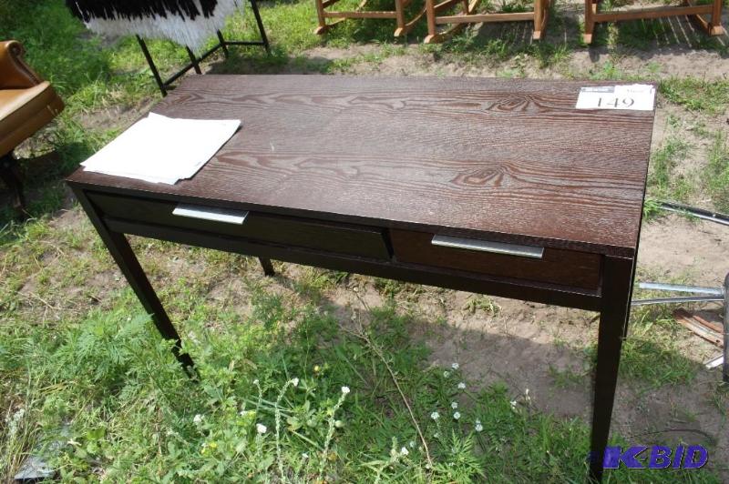 lot 149 image: Wooden table with 2 drawers 20&quotx47 12&q...