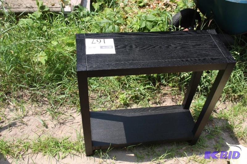 lot 167 image: Wooden stand 11&quotx30&quotx31"...