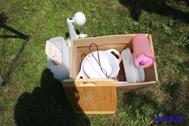 lot 169 image: Lot of various items including a Hamilton Bea...