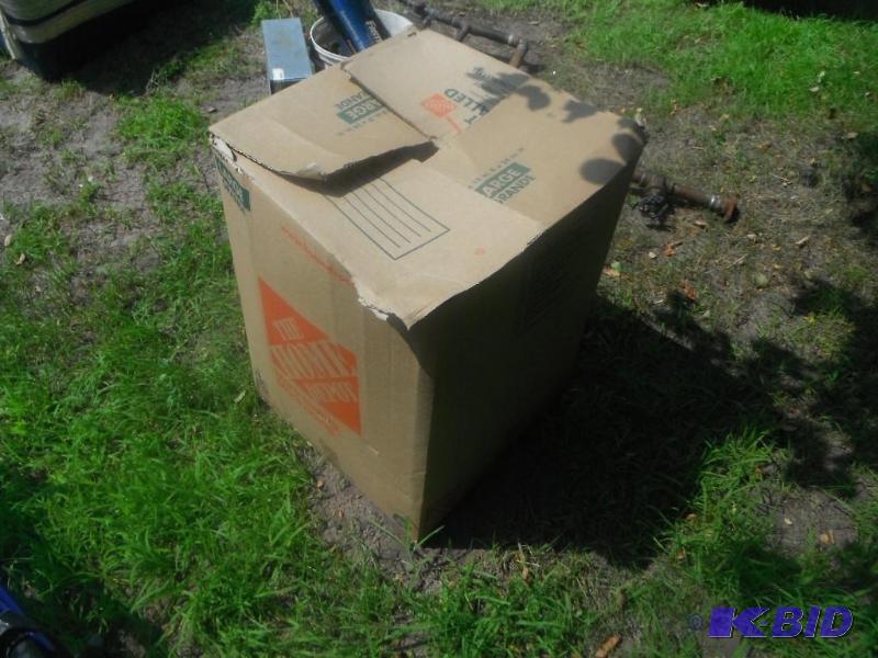 lot 177 image: Lot of various items including pots, pans, ro...