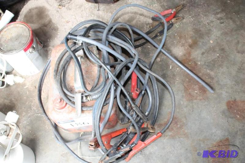 lot 186 image: Lot of (2) sets of jumper cables...